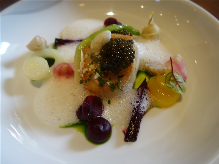 scallop with beetroot